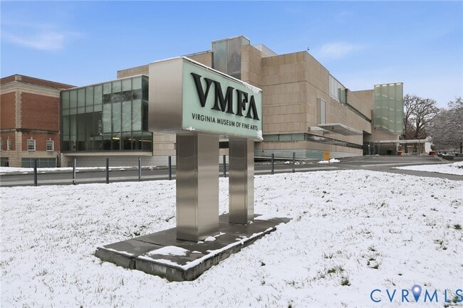 Building Photo - 2703 Kensington Ave