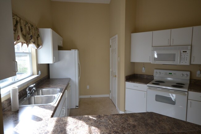 Building Photo - 39B Jacobs Way Dr