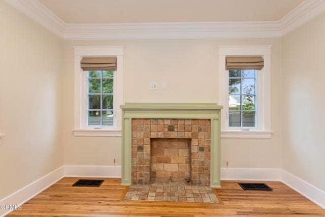 Building Photo - 520 S Los Robles Ave