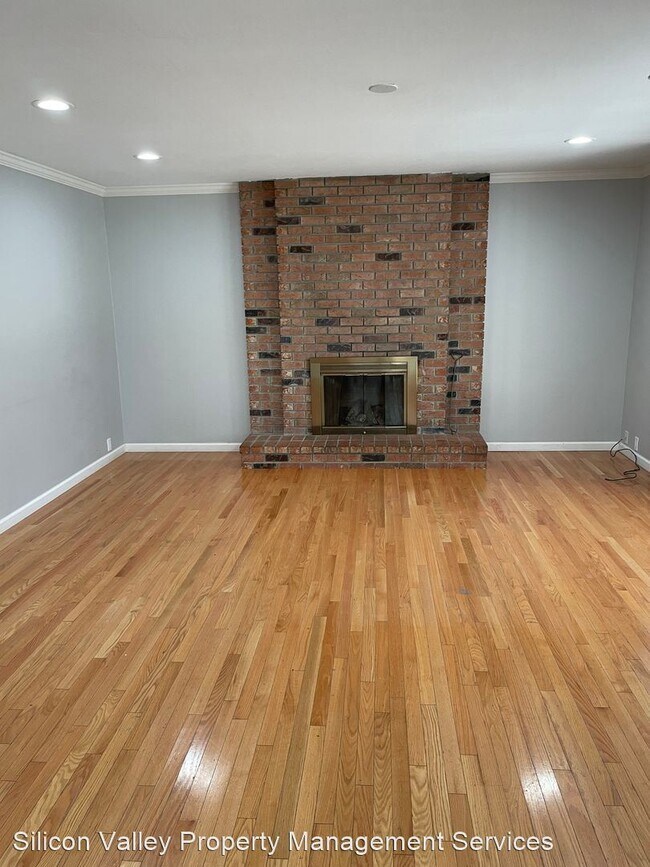 Building Photo - 5 br, 3 bath House - 955 Marlinton Ct