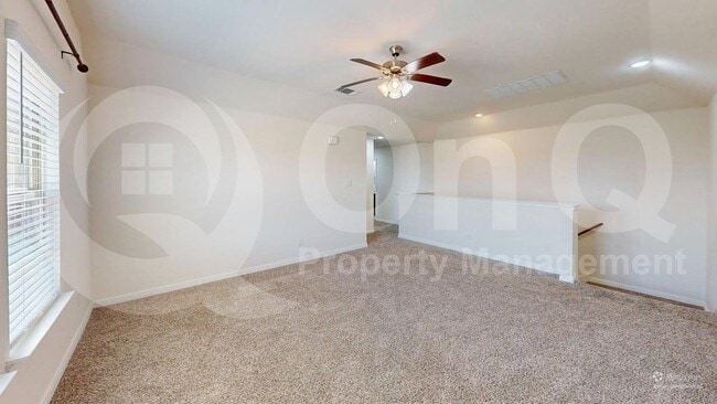 Building Photo - 1400 Colonial Bluff Ln