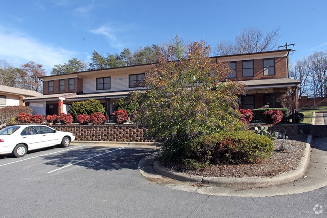 Building Photo - Stoneridge