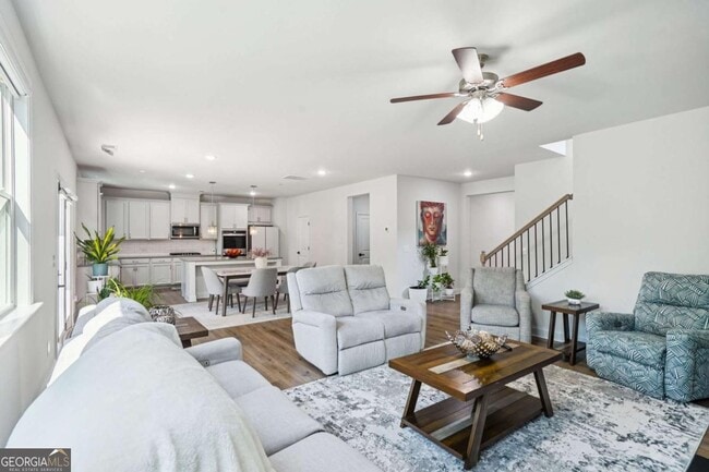 Building Photo - 2424 Pinnae Pl