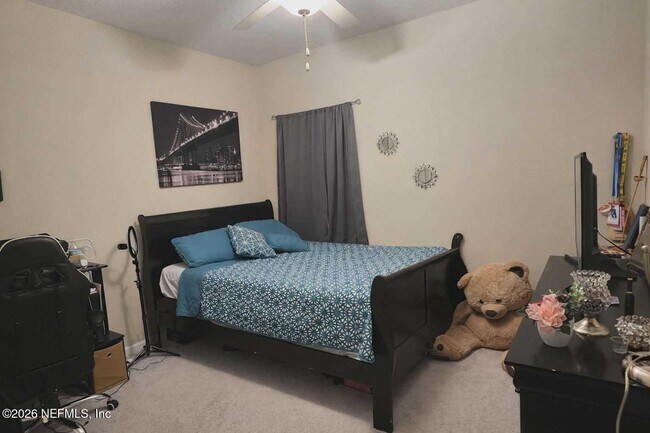 Building Photo - 2155 Sequoia Ct