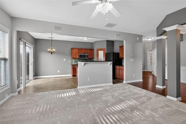 Building Photo - 1656 Granville Ct