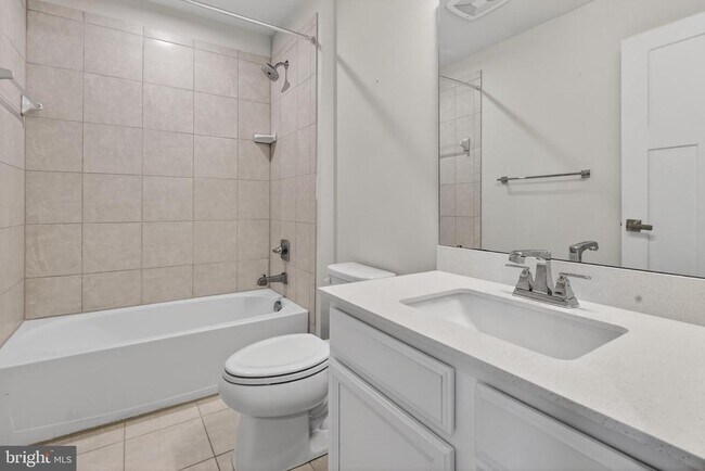 Building Photo - 8005 Milltown Cir
