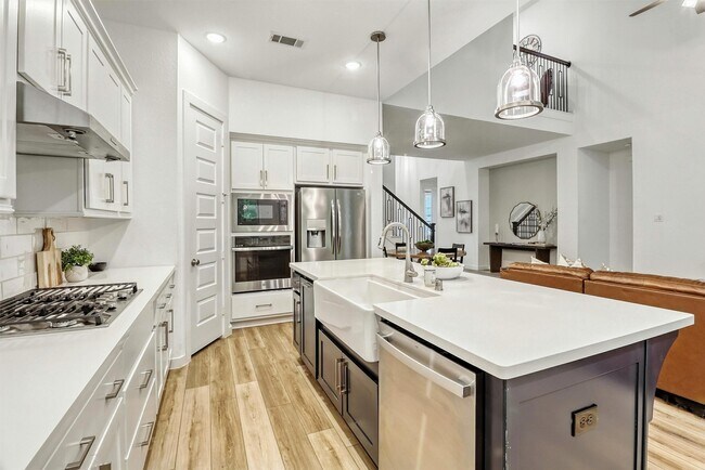 Building Photo - 4614 Sweet Dewberry Ln