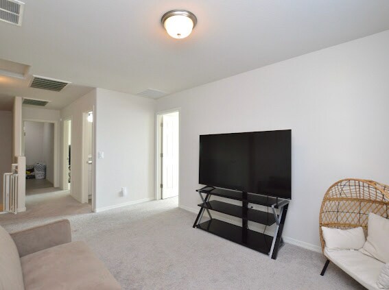 Building Photo - 17901 N Vera Cruz Ave