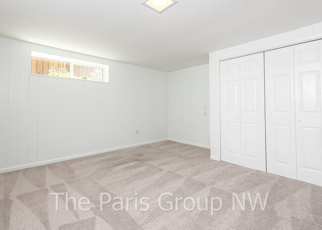 Building Photo - Lg Modern Midcentury on Thornton Creek * A...