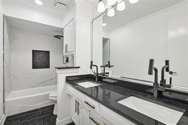 Building Photo - 6300 Topaz Way
