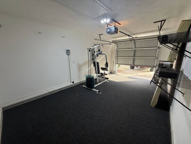 Building Photo - 139 Fox Haven Dr