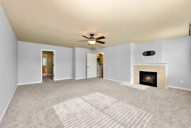Building Photo - 15592 Chad Dr SE