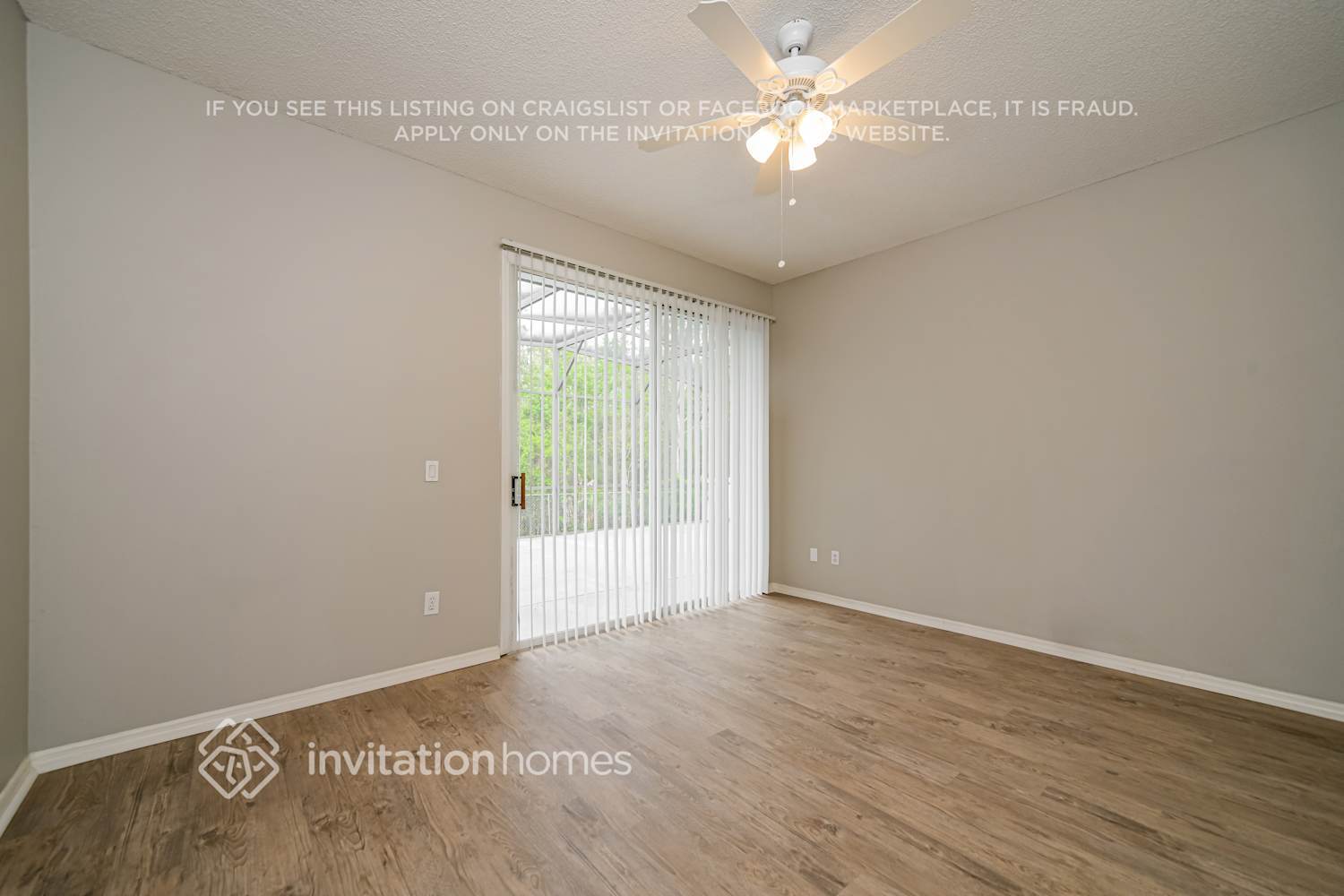 Building Photo - 1952 Bridgeview Cir