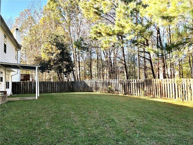 Building Photo - 2820 Northcliff Dr