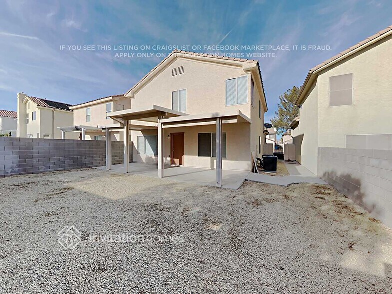 Building Photo - 9425 Deer Lodge Ln