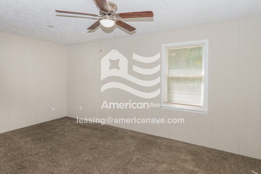 Building Photo - 1676 Hurley Cir