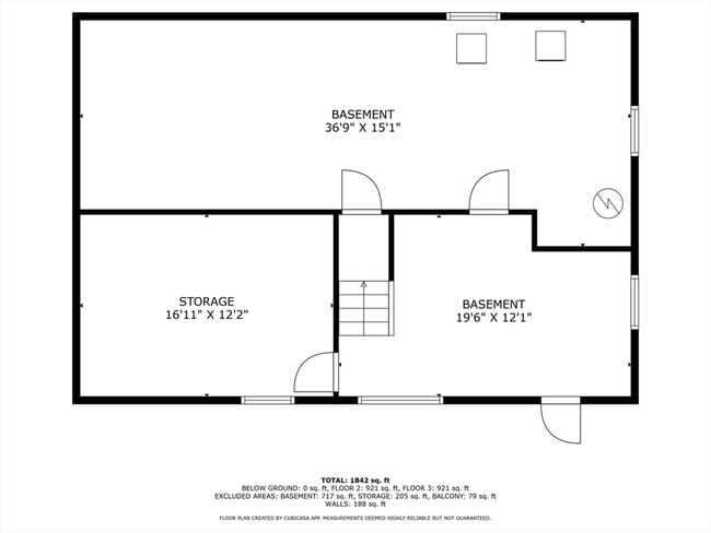 Building Photo - 585 Washington St