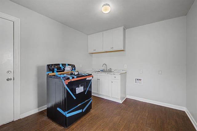 Building Photo - 3817 Collin St