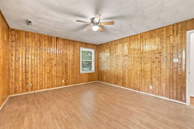 Building Photo - 2260 Indian River Rd