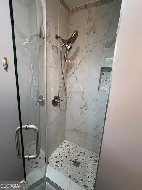 Building Photo - 2711 Fairlane Dr