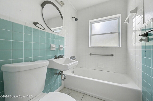 Building Photo - 2759 Myers Dr NE