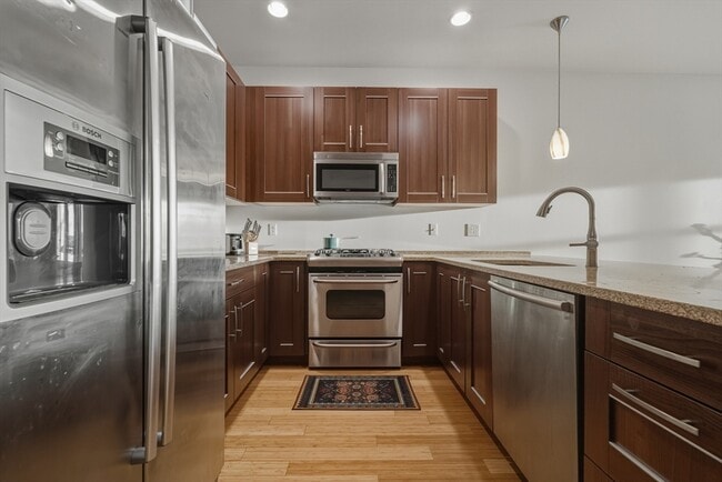 Building Photo - 150 Dorchester Ave