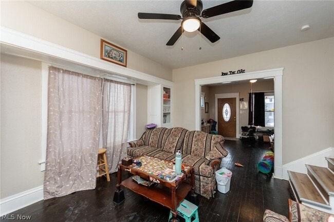 Building Photo - 1446 Hopkins Ave