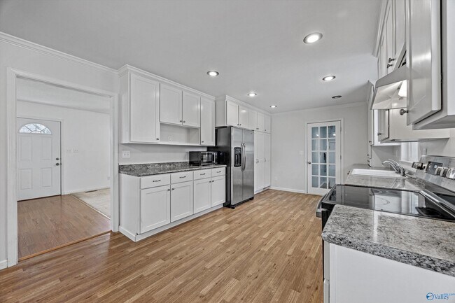 Building Photo - 107 Beaver Run Dr