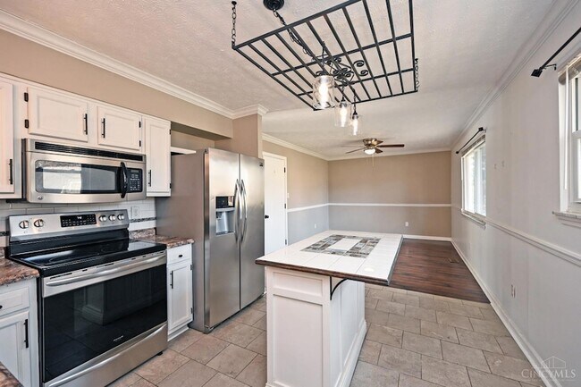 Building Photo - 8638 Northport Dr