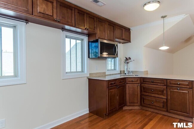 Building Photo - 79 Copper Lantern Dr