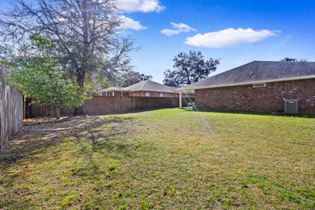 Building Photo - 3BR Smart Solar Home Near Eglin & Hurlburt AFB in Fort Walton Beach!