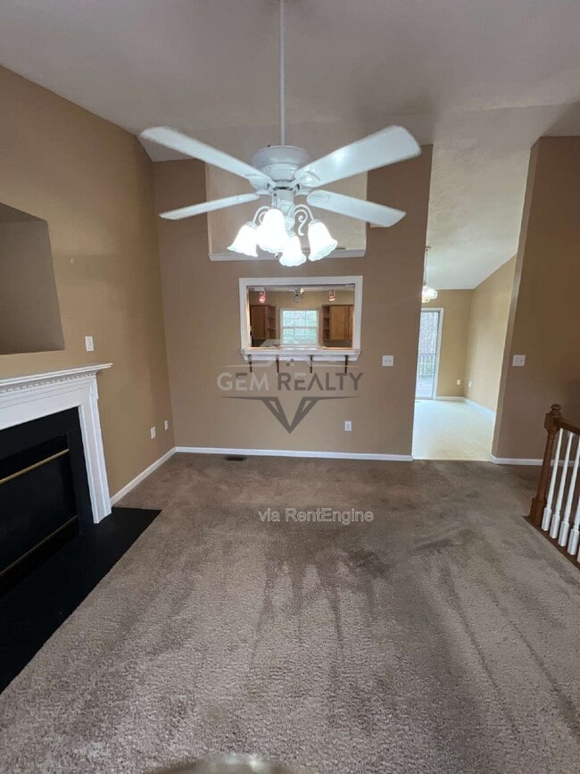 Building Photo - 8911 Leeds Ct