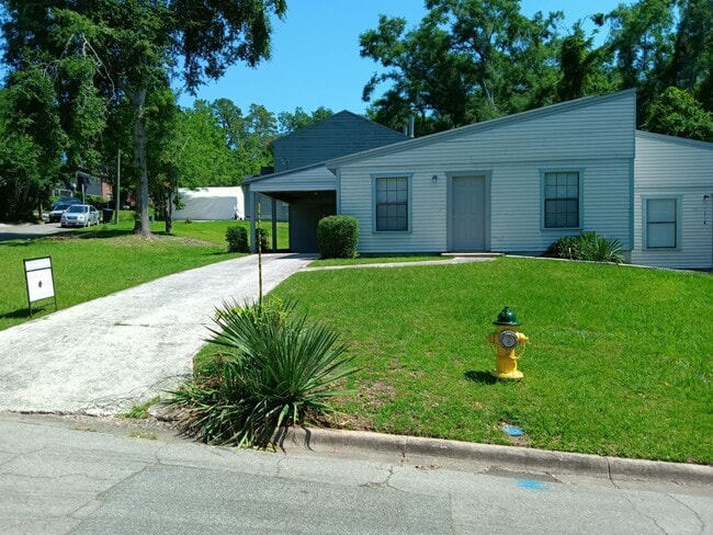 Primary Photo - Darryl Drive Duplex