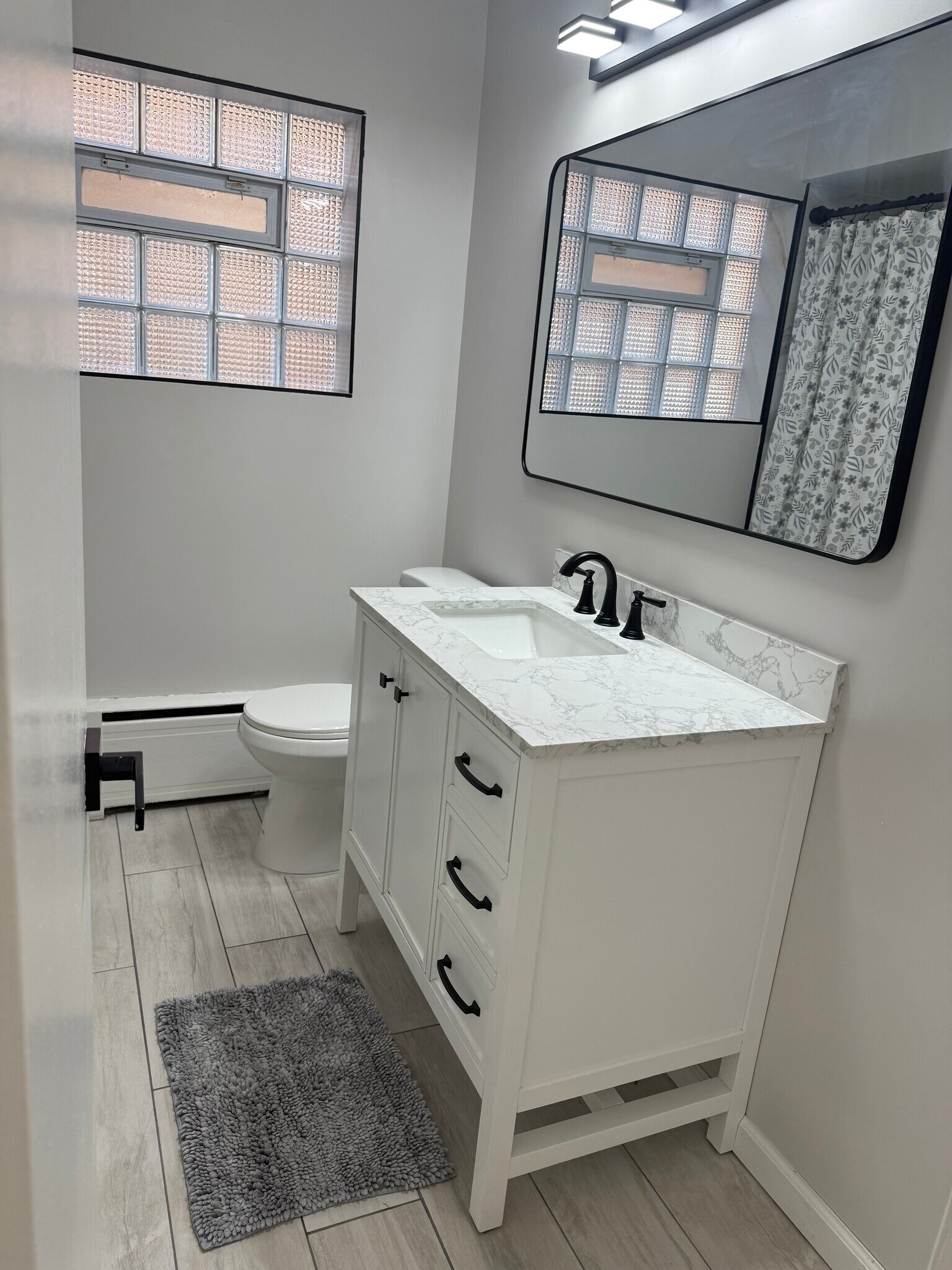 Building Photo - 8239 W Irving Park Rd