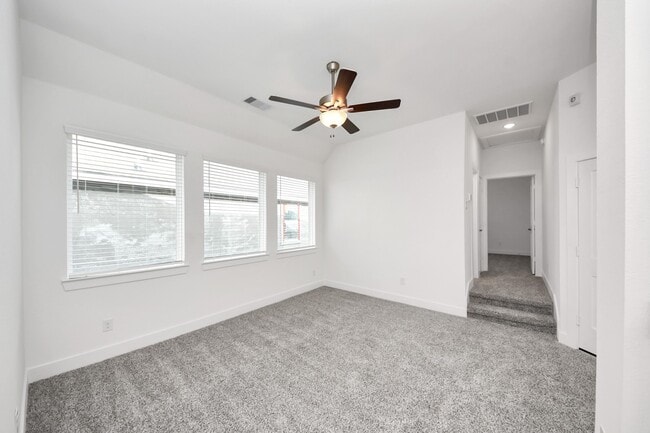 Building Photo - 25026 Midnight Willow Dr