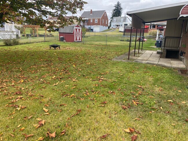 Building Photo - 308 Owens Ave