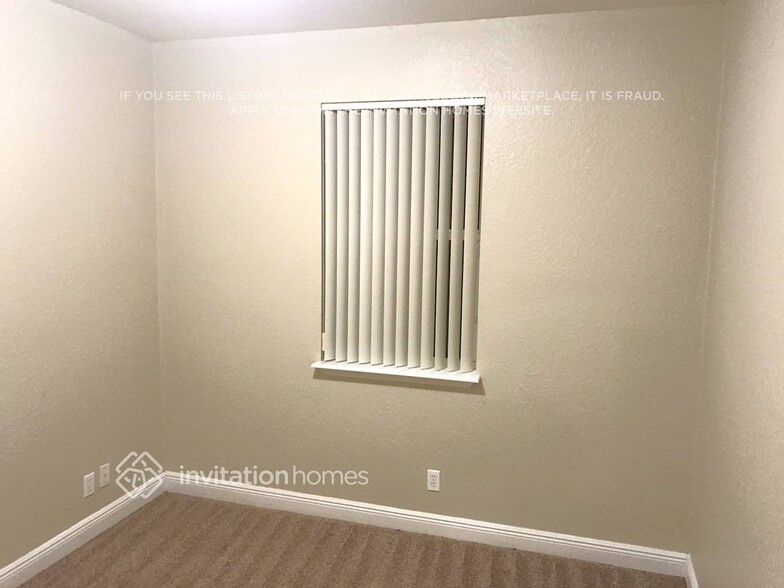 Building Photo - 2135 SW 99th Way