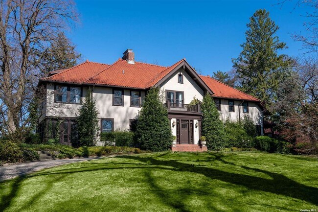 Primary Photo - 31 Elm Sea Ln