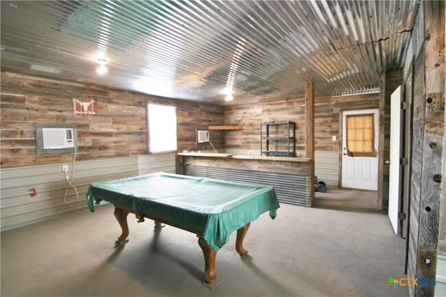 Building Photo - 890 Josephine St