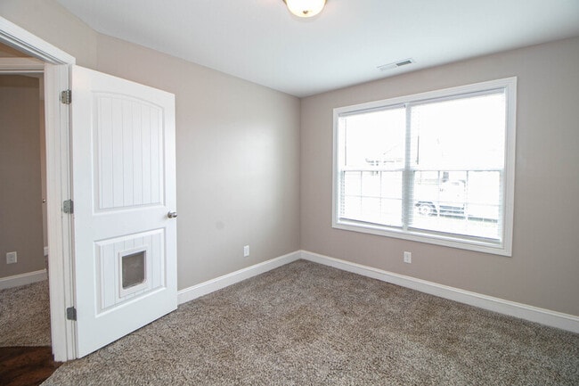 Building Photo - 151 Ambridge St