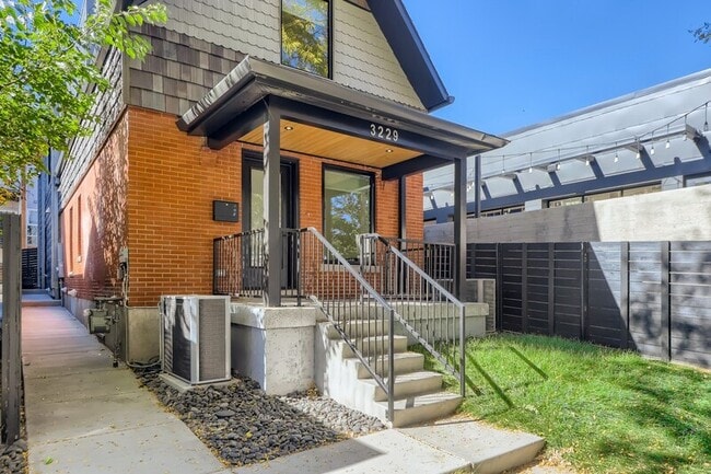 Building Photo - 3229 Quivas St