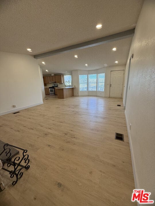 Building Photo - 3150 Stone Ave