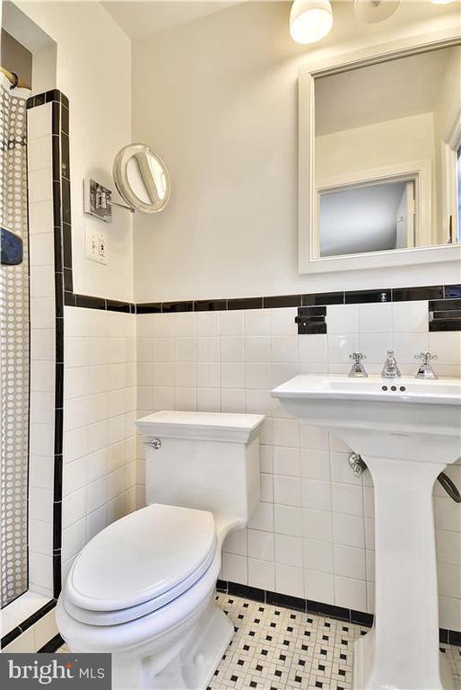 Building Photo - 5330 36th St N