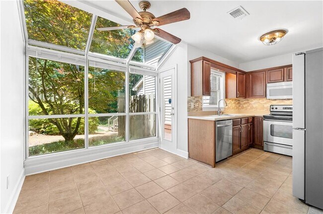 Building Photo - 46 Mt Vernon Cir
