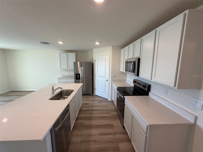 Building Photo - 8867 SW 46 Ter