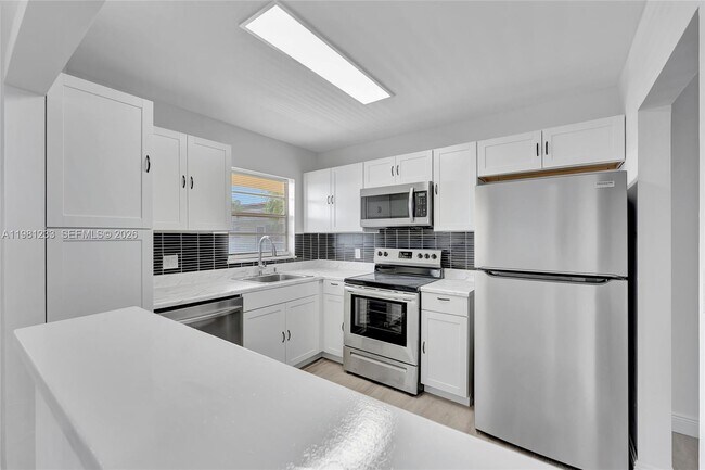 Building Photo - 2060 NW 81st Ave