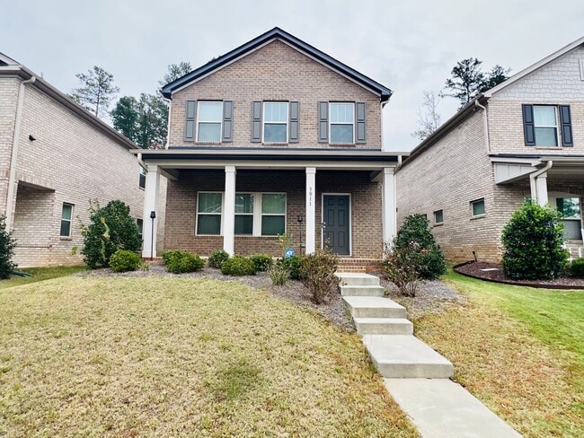 Building Photo - 3011 Lisburn St