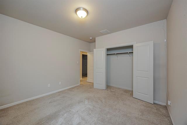 Building Photo - 3640 Carlsbad Way