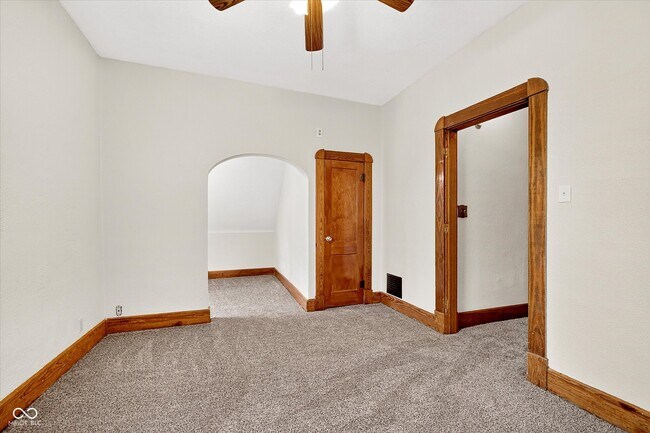 Building Photo - 456 N Centennial St