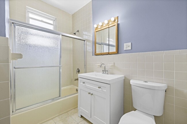 Building Photo - 209 Danforth Ave